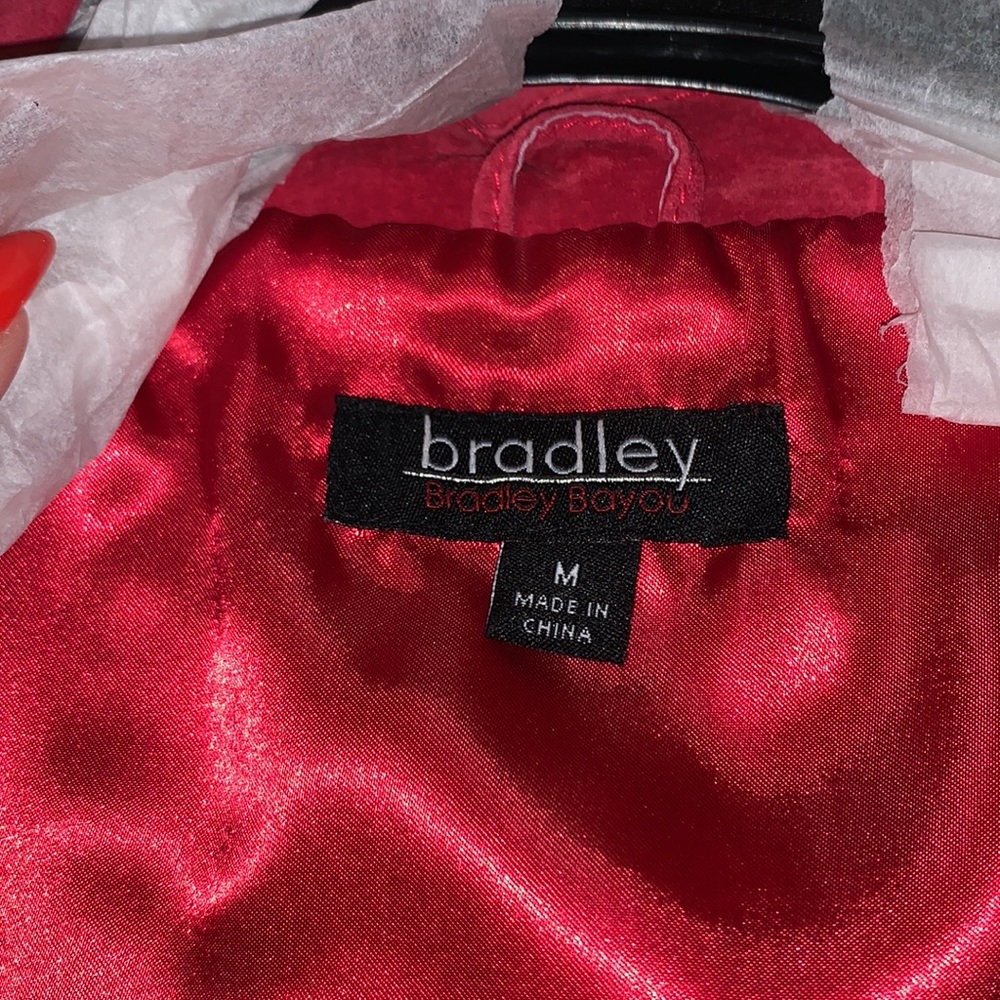 Beautiful Red Jacket - Picture 2 of 3